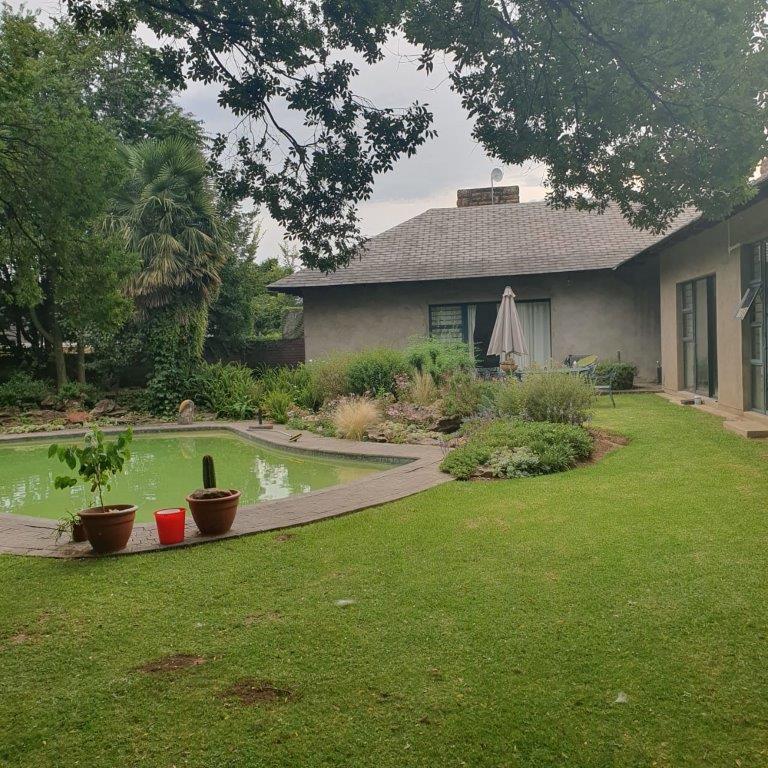 7 Bedroom Property for Sale in Ladybrand Free State